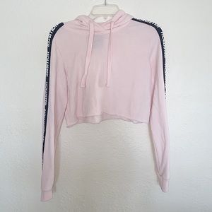 Cropped hoodie
